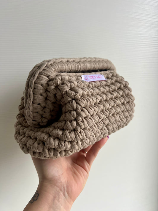 Clutch marrone chiaro π€