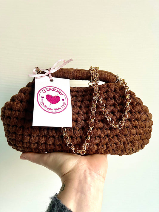 Clutch in camoscio con catena 🤎