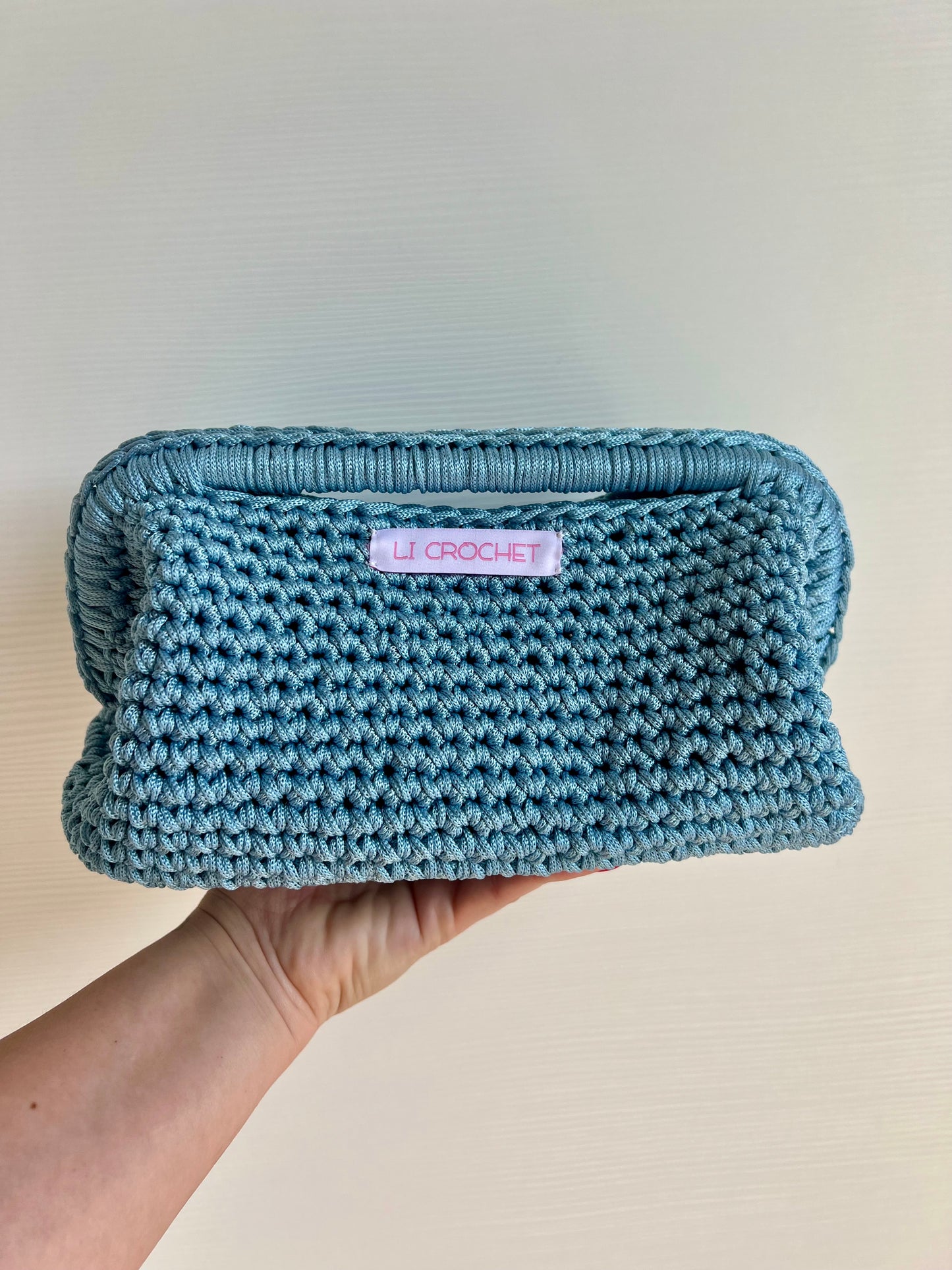 Clutch in cordino