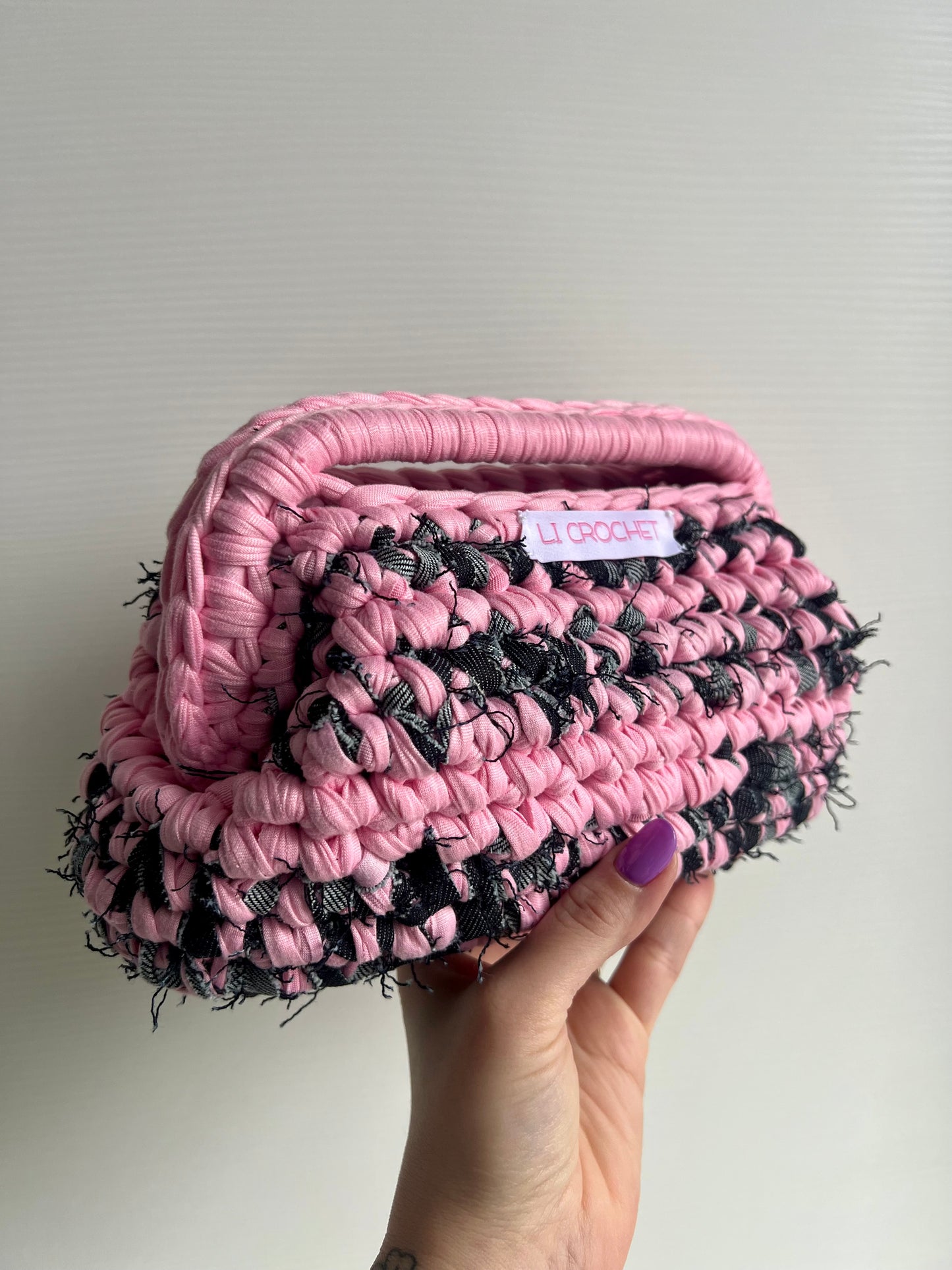 Clutch rosa ed effetto jeans 💙🩷