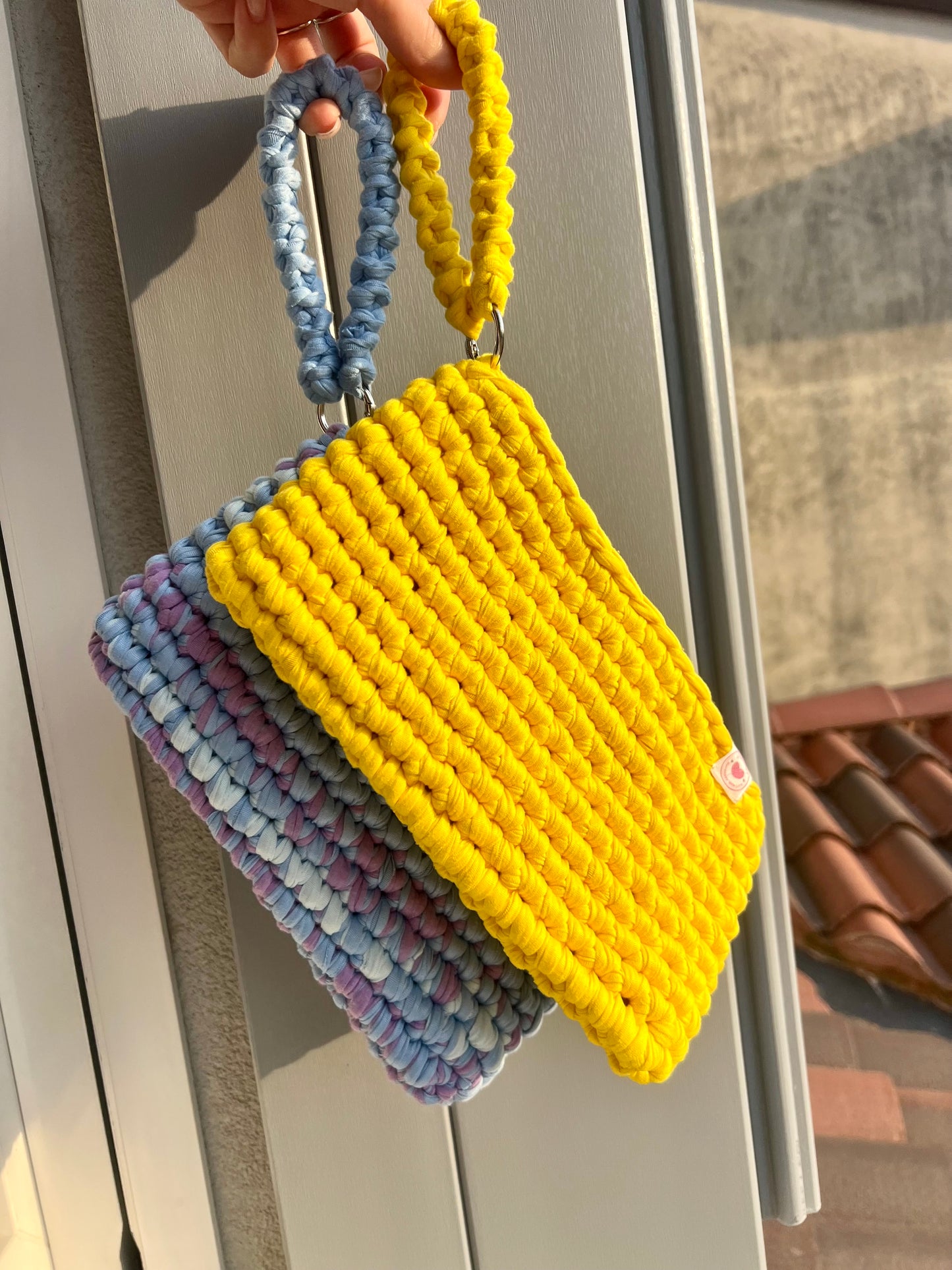 Pochette💛💜🩵