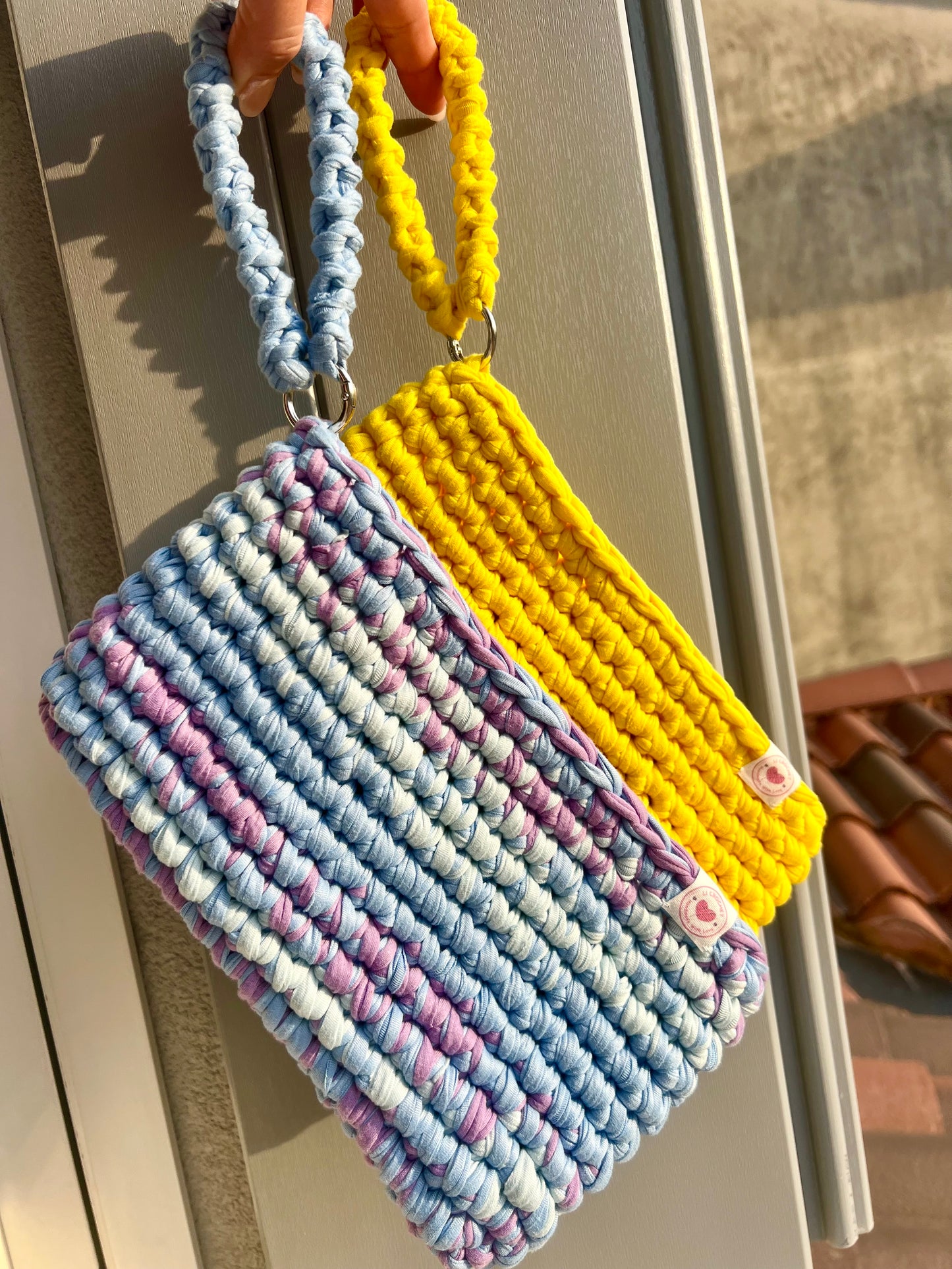 Pochette💛💜🩵