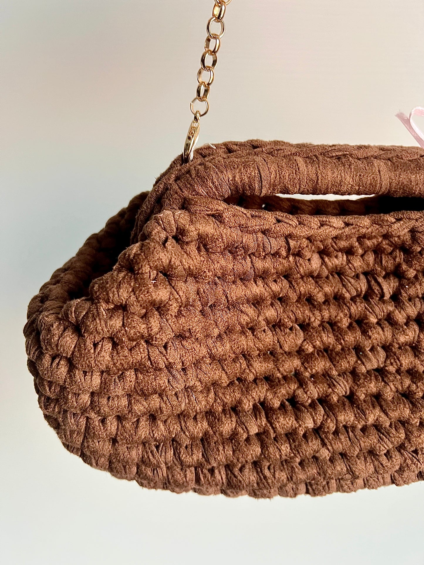 Clutch in camoscio con catena 🤎